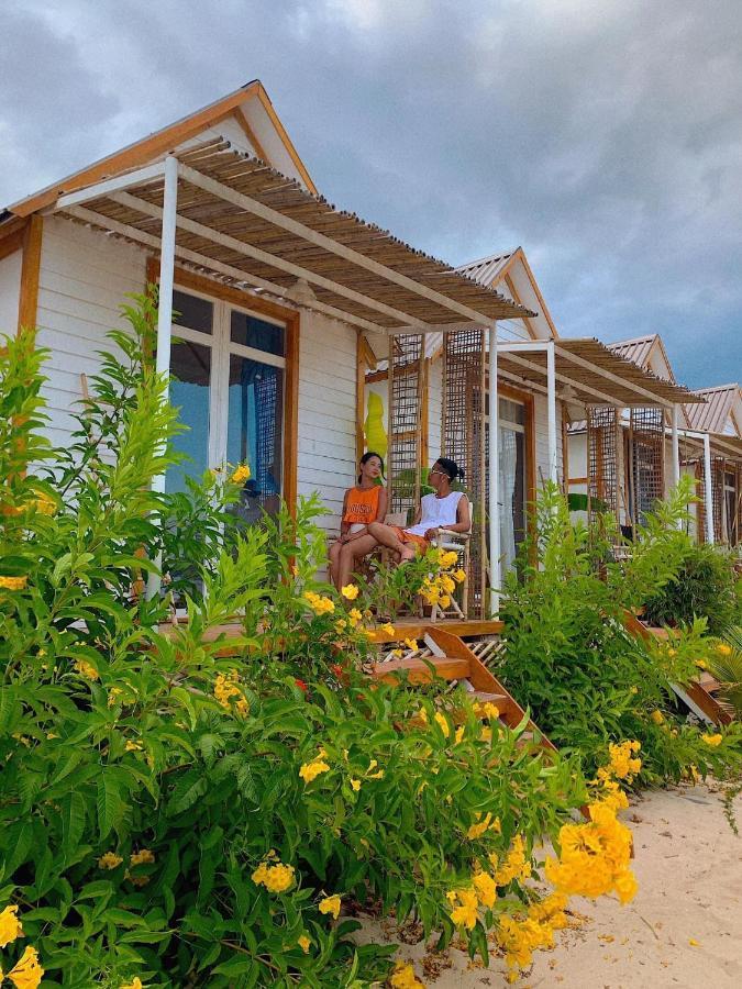 Vietnam Surf Camp Hotel Ap My Hai Buitenkant foto